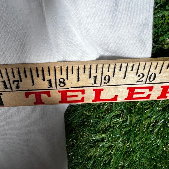 Under Armour Utah Football T Shirt Mens Small White Red Utes NCAA Graphic Tee - Picture 2 of 5